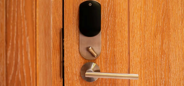 Automatic Locking Door Knob Victorville